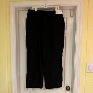 UniQlo NwT Black Women's Pants size XL Waist 32-33